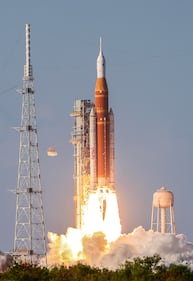 Spazio, partita la missione Artemis II -  FOTO 12