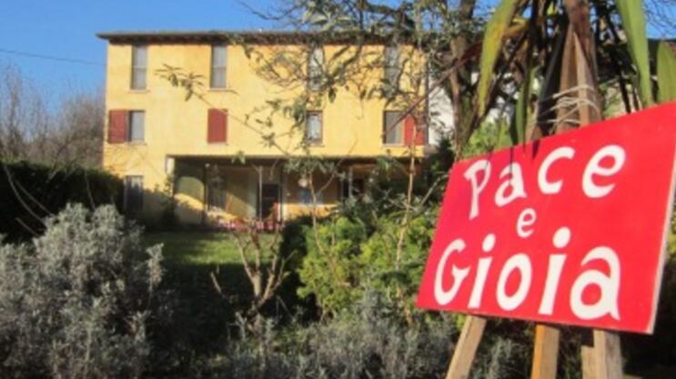 "Ho fatto il becchino e il falegname. Ciò che conta davvero è tacere e fare yoga"