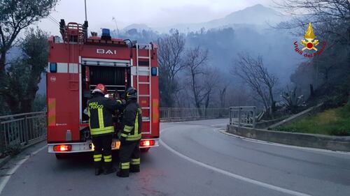 Liguria, lo spaventoso rogo di Cogoleto 5