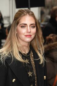 Chiara Ferragni hot, la gonna è inguinale 16