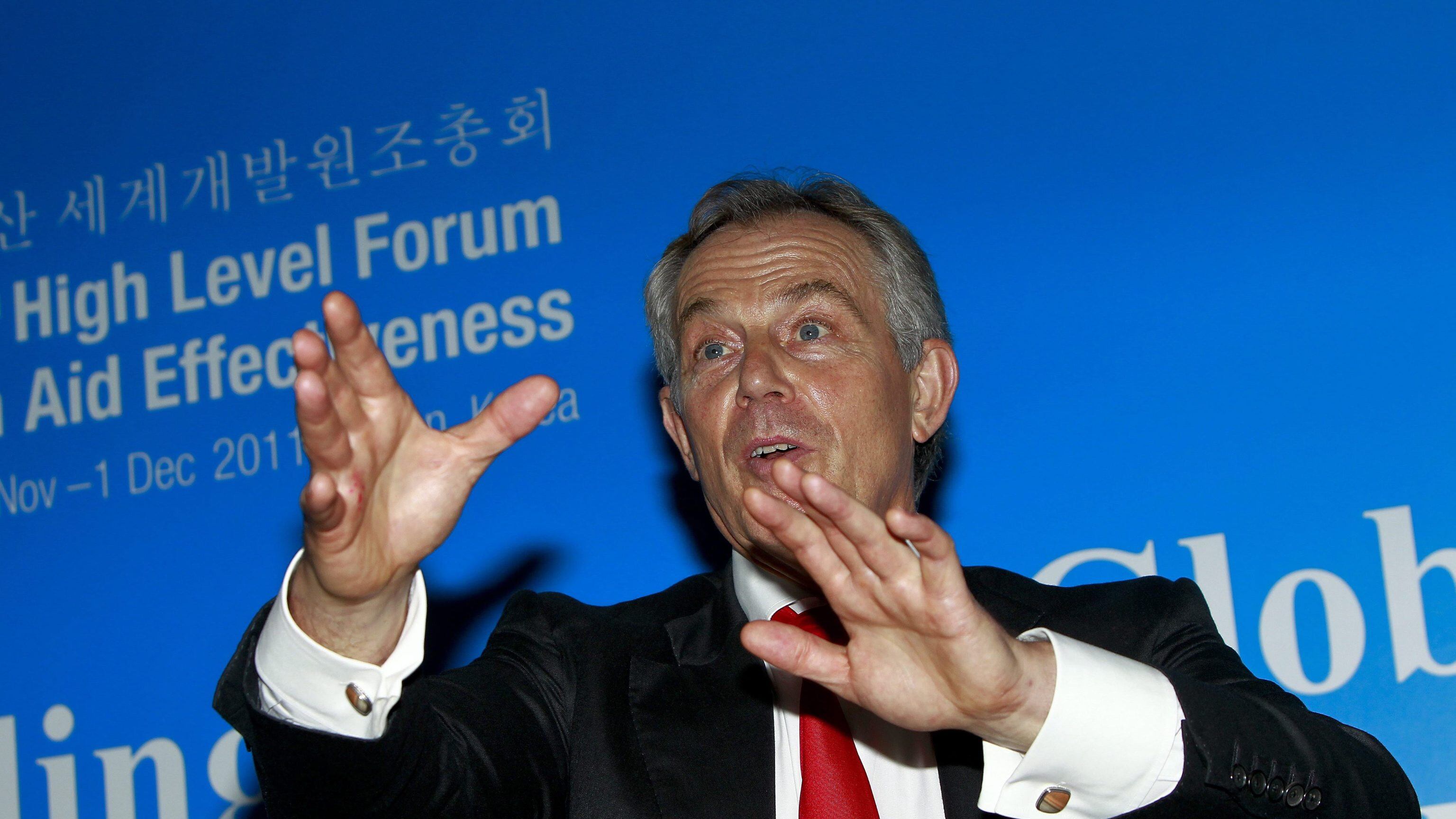 Blair striglia il Labour: «Nessuna vittoria se viriamo a sinistra»