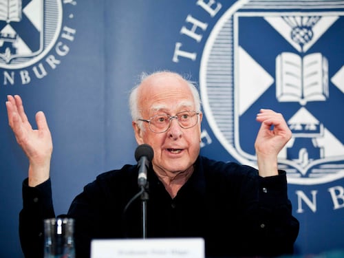 Addio al padre della "particella di Dio" Peter Higgs: fu premio Nobel per la Fisica nel 2013