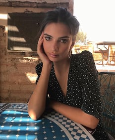 Emily Ratajkowski, nuda a Marrakesh 2