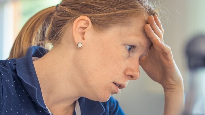 Mal di testa, come curare l’emicrania con l’alimentazione
