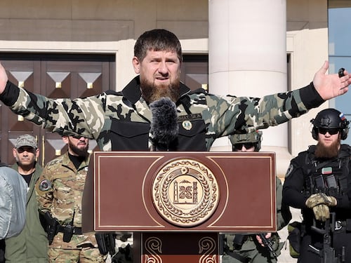 Mosca alla guerra santa. "L'Ucraina deve essere de-satanizzata". E Kadyrov rilancia: "Ora jihad contro Kiev"