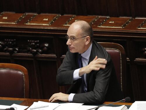 Dalle Camere fiducia a Letta, ma nel Paese dilaga la protesta