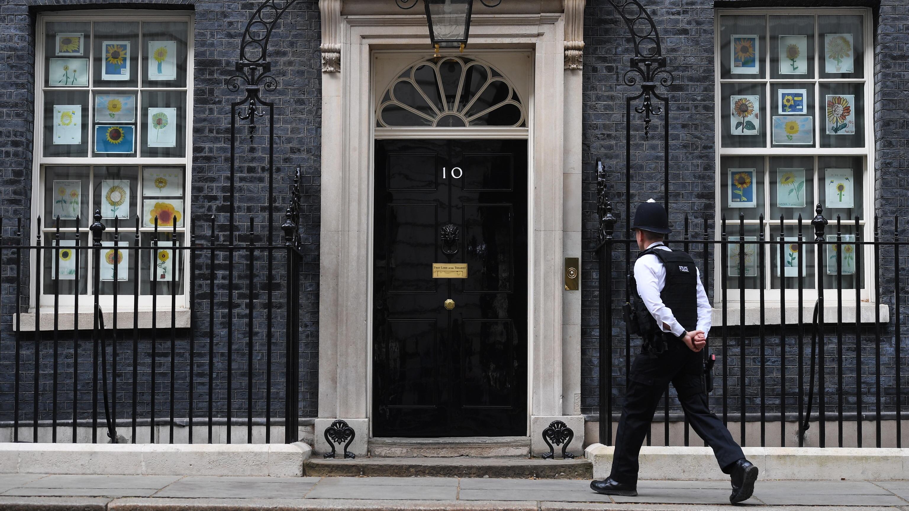"Hanno hackerato Downing Street": l'allarme sulla Cina che scuote Londra