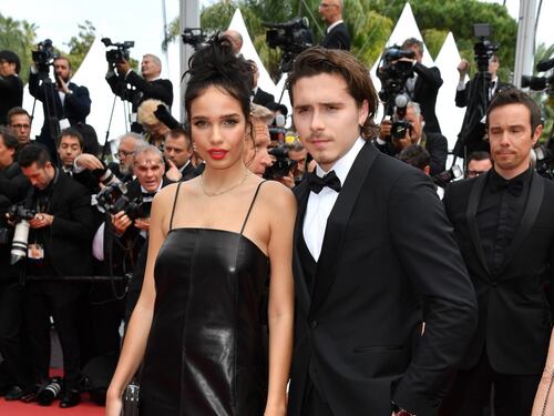 Brooklyn Beckham e Hana Cross debuttano sul red carpet di Cannes