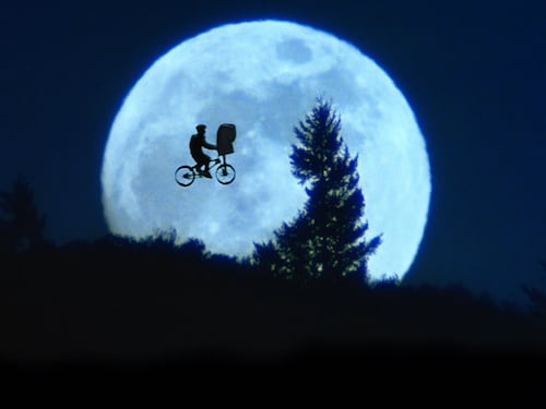 I 40 anni dell'extraterrestre che racconta la solitudine dei bambini (e di Spielberg)