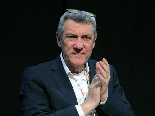 Lo sciacallaggio di Landini, De Luca come i No Tav e Navalny: quindi, oggi...