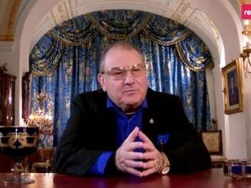 Lo strano fenomeno dopo la morte di Don Antonio Polese: "Le mattonelle si sono rotte"