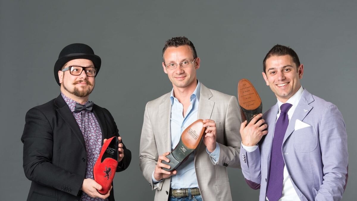 Si sono messi i piedi in testa Il mondo porta le loro scarpe in 3D