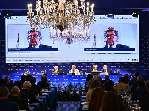 Giorgetti: "Non serviranno manovre correttive"