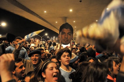 Suarez, l'accoglienza dei tifosi 5