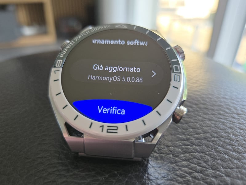 Huawei Watch Ultimate Green Edition: guarda tutte le foto 20