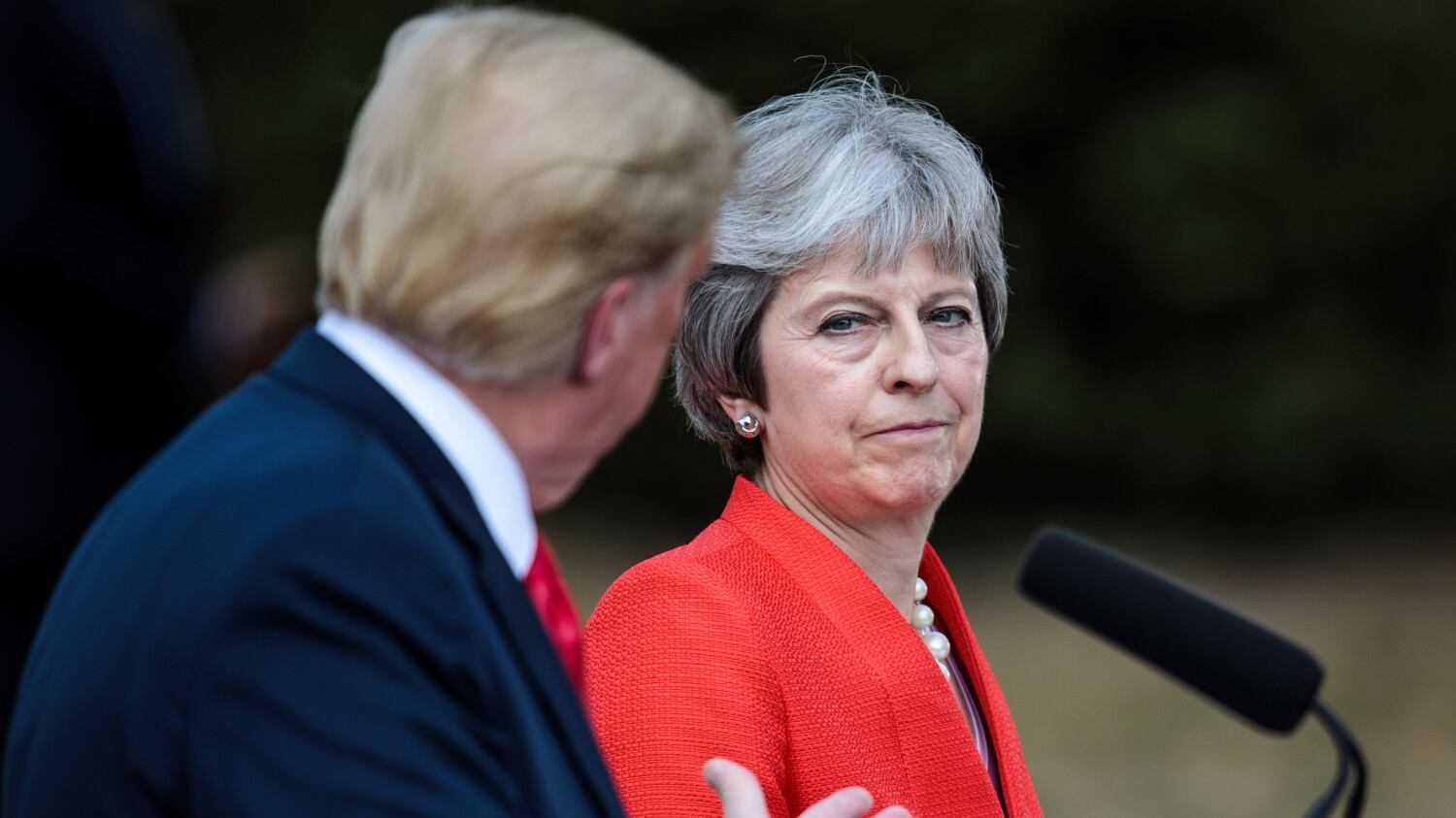 Theresa May si prende la Brexit: "Guiderò io i negoziati con l'Ue"