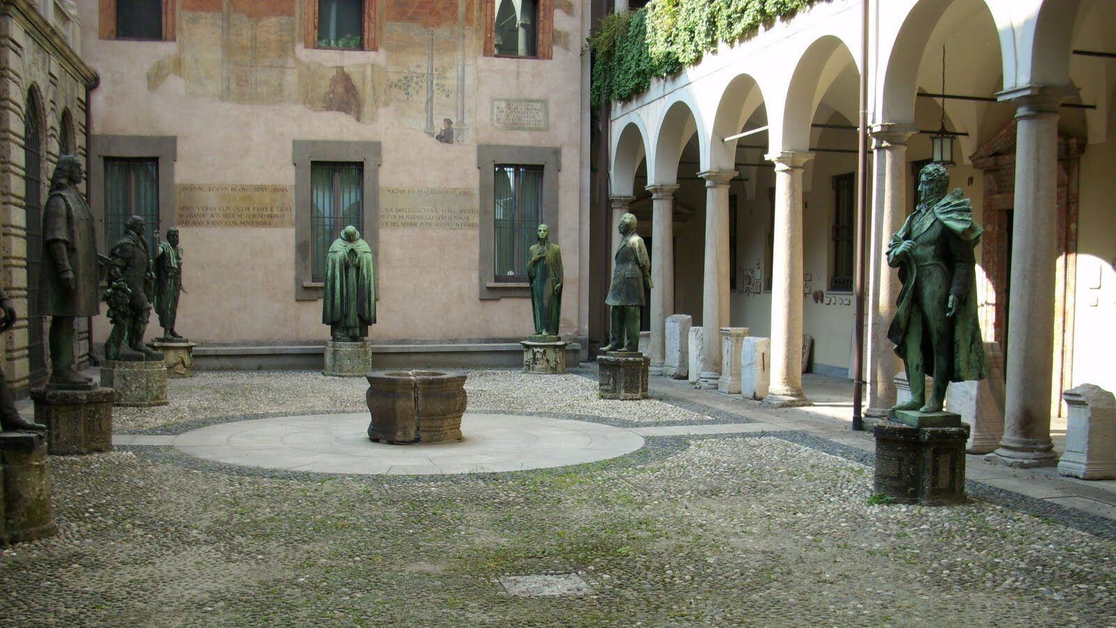 Milano apre i suoi cortili segreti: tutto quello da sapere