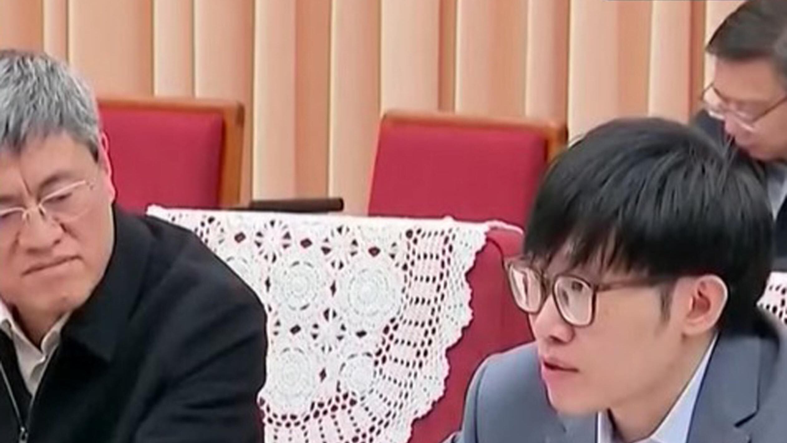 Il Garante stoppa Deepseek: "Non tutela i dati degli italiani"