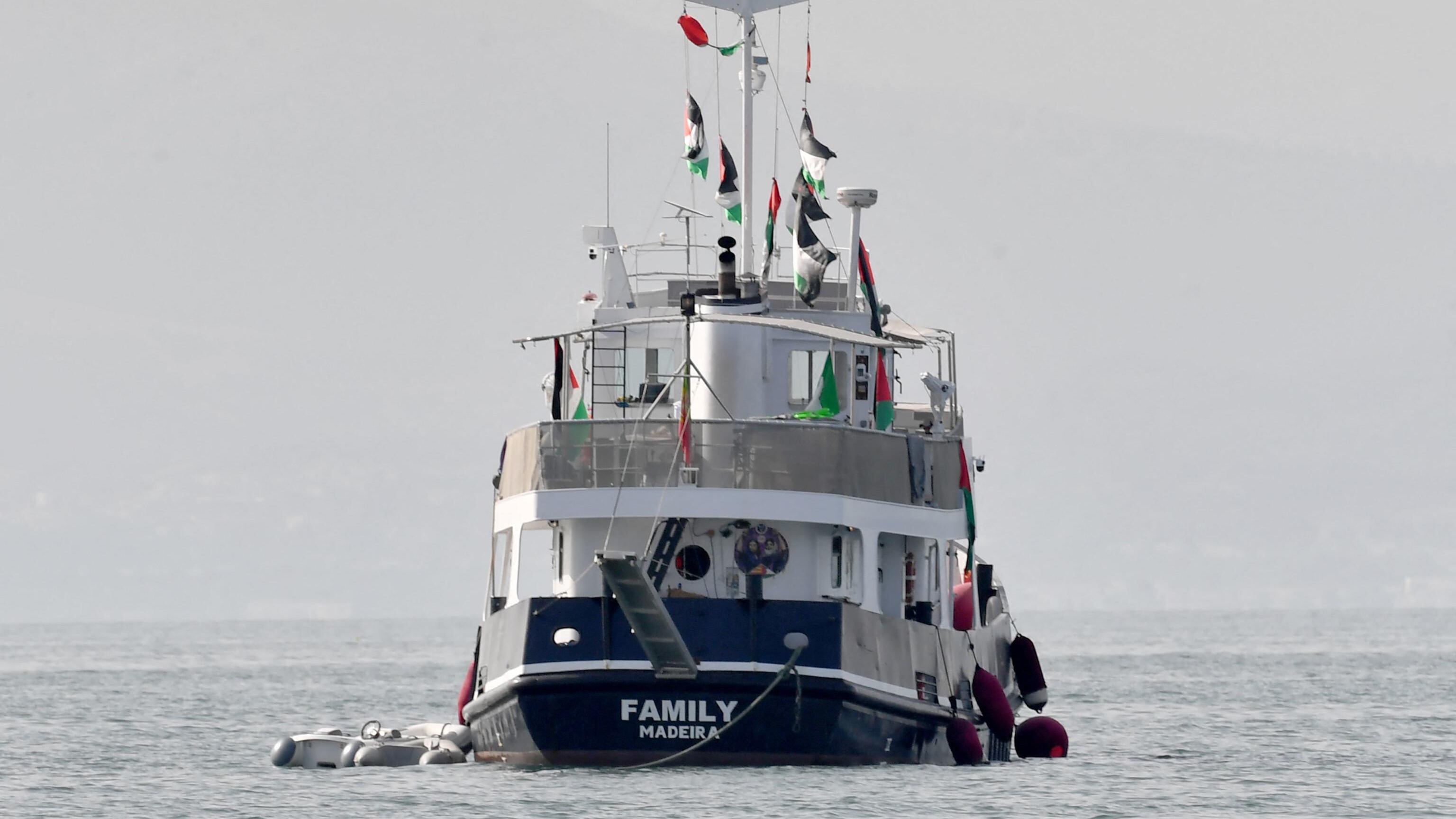 "Meloni riferisca in Aula". L'inutile tormentone dell'opposizione sulla flotilla di Gaza