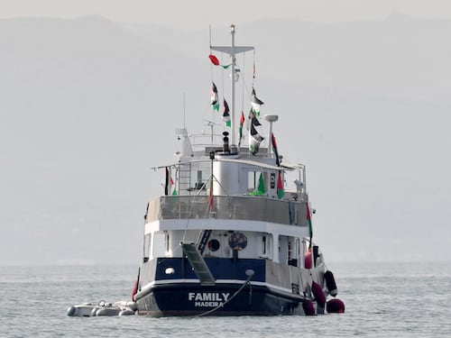 "Meloni riferisca in Aula". L'inutile tormentone dell'opposizione sulla flotilla di Gaza