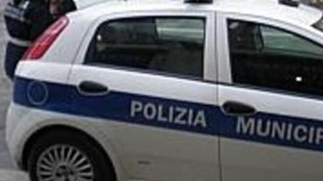 Guida in stato d'amnesia per 400 chilometri e si schianta