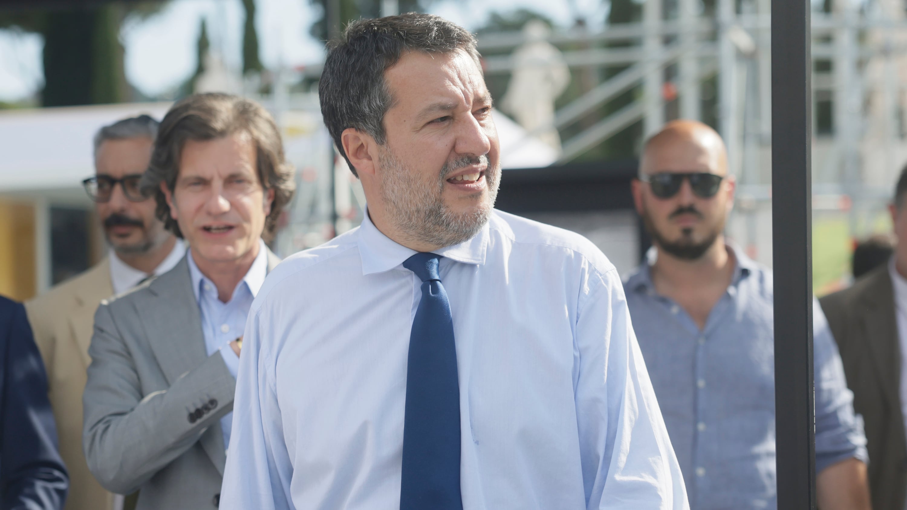 Ritardi, cantieri e dossier industriali. Ecco come si è consumato lo strappo