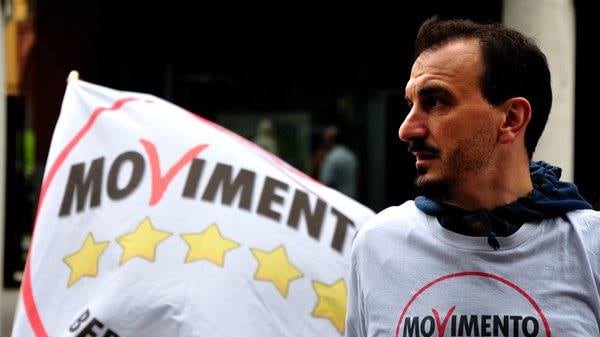 L'esperto dell'editoria? Un senatore trombato che riparava i televisori