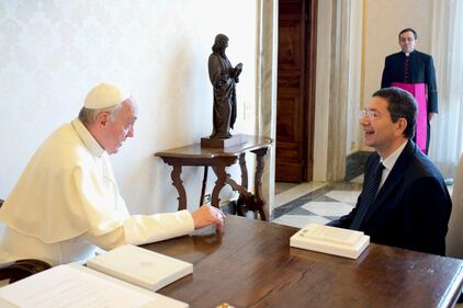 Incontro tra Marino e il Papa   3