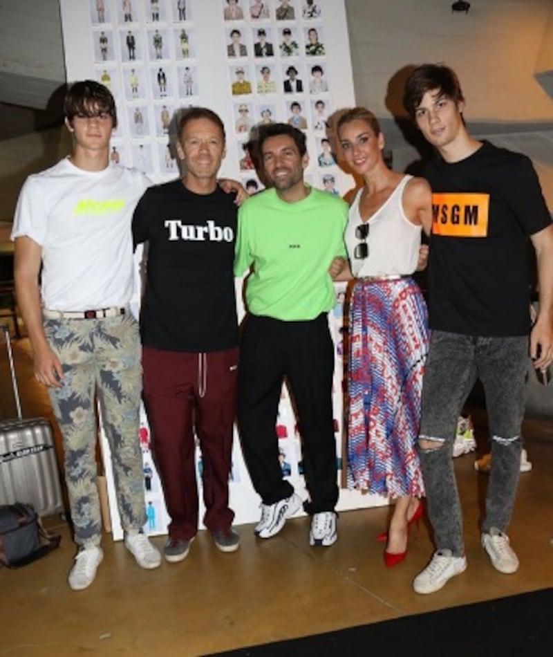 Leonardo Tano, il figlio del porno attore Siffredi sfila a Pitti Uomo 6