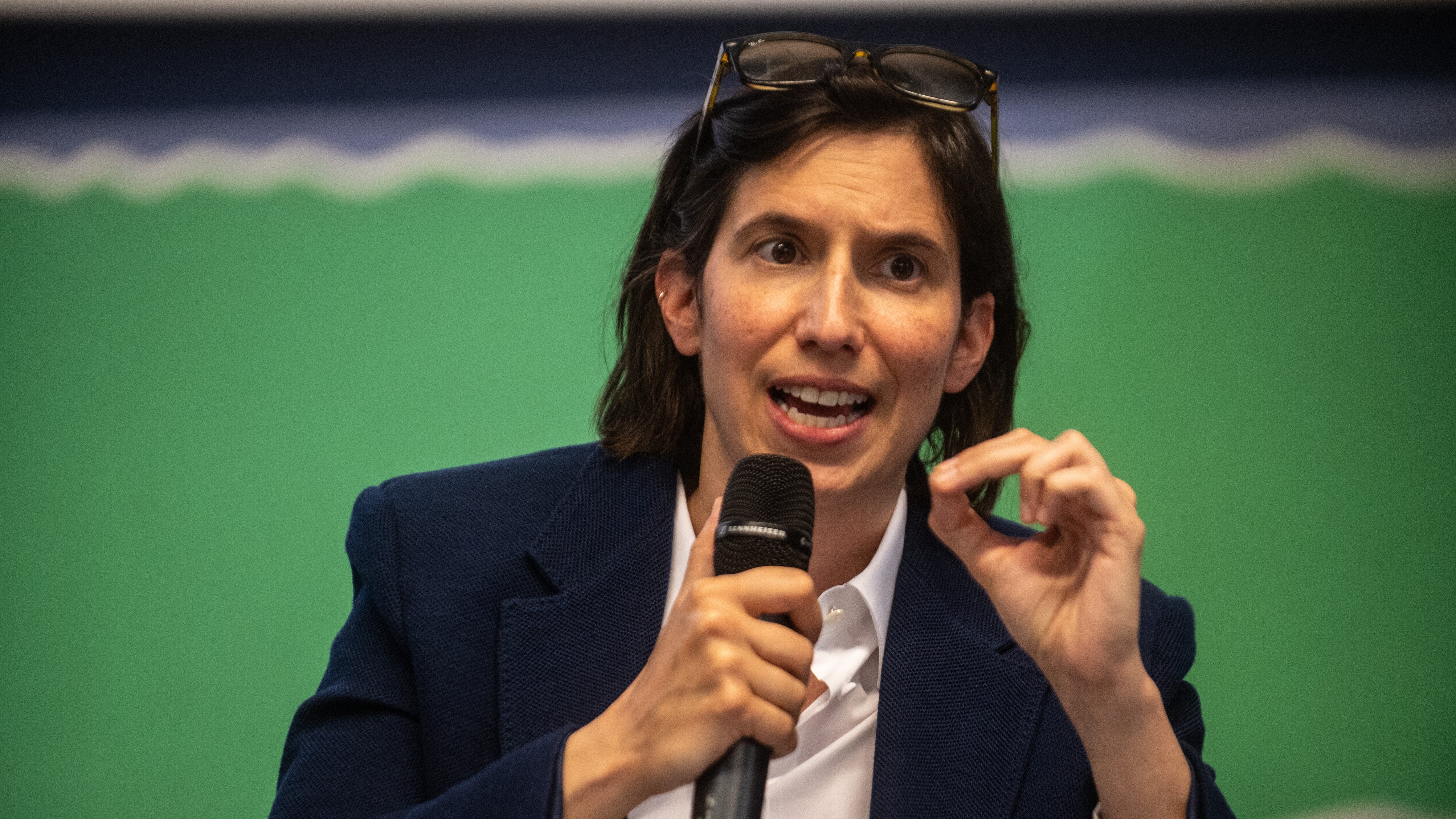 PD, Casasco: “Schlein predica bene e razzola male, ma resta la leader della patrimoniale e della burocrazia”