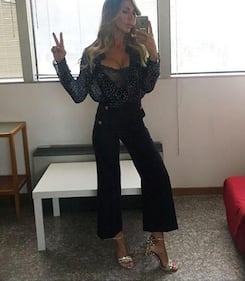Guendalina Canessa, selfie da urlo allo specchio 20