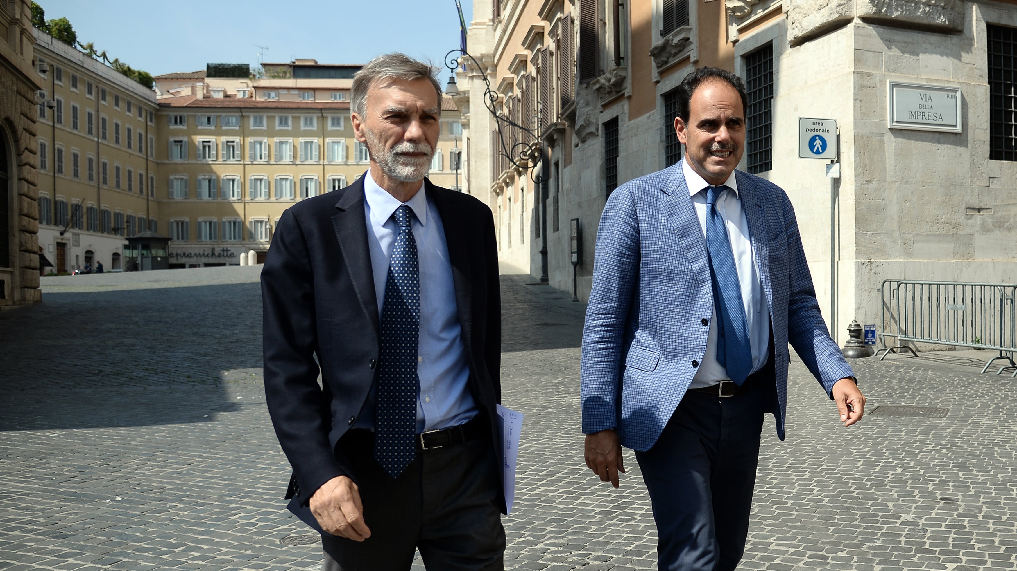 "Nessun ricatto, testo da approvare subito"