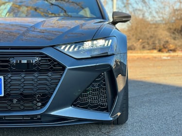Audi RS6 Performance: guarda la gallery della super station wagon da 630 CV 11
