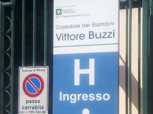 "Sei ore di attesa con la febbre a 40". La rabbia dei genitori del piccolo