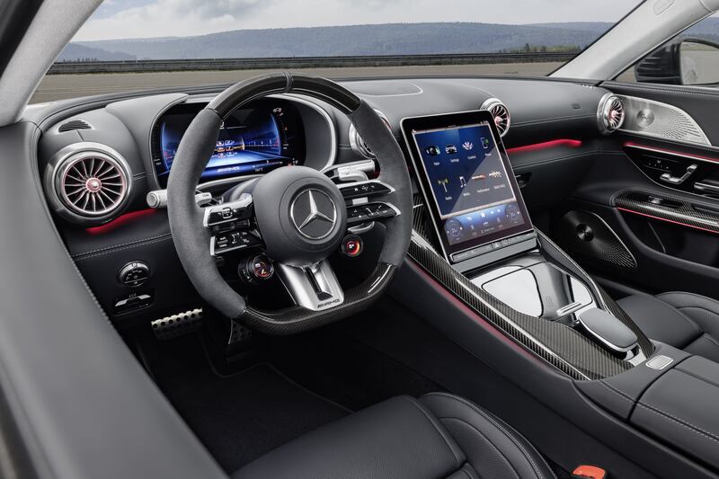La nuova Mercedes-AMG GT: guarda le foto  6