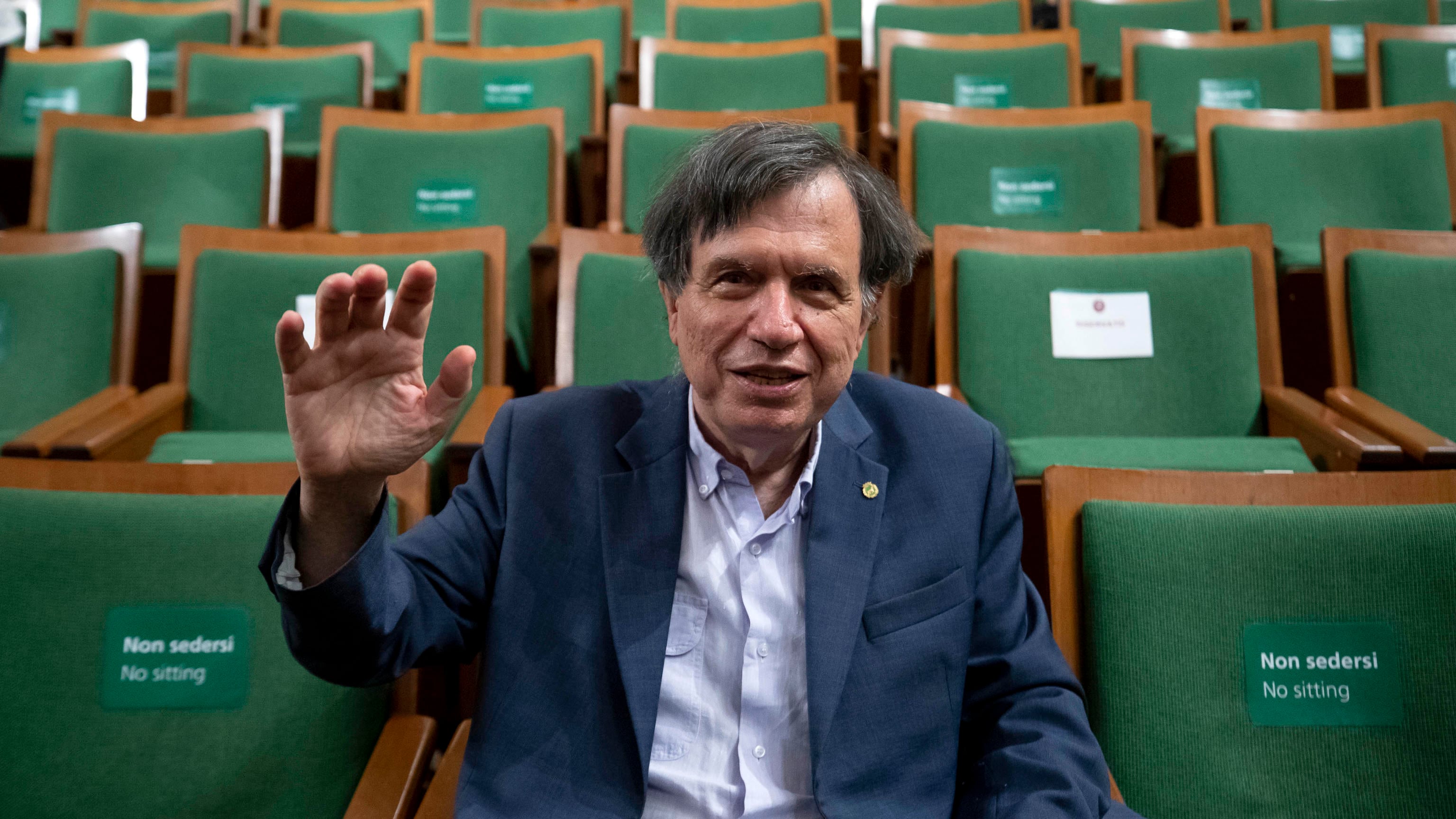 Il balletto di Parisi con il "fronte del no"