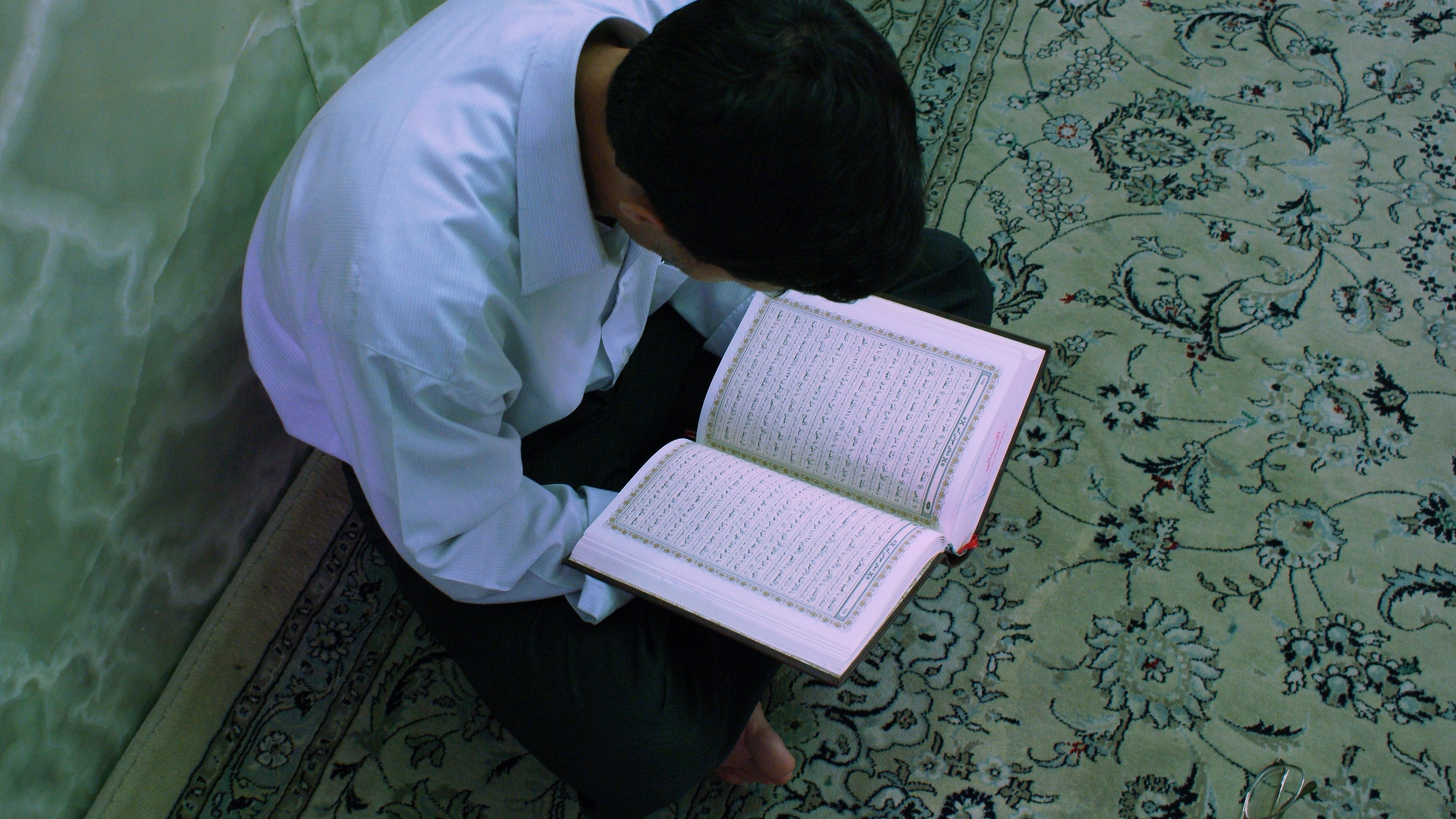 Gb, scuole islamiche sotto accusa: "Studentesse segregate"