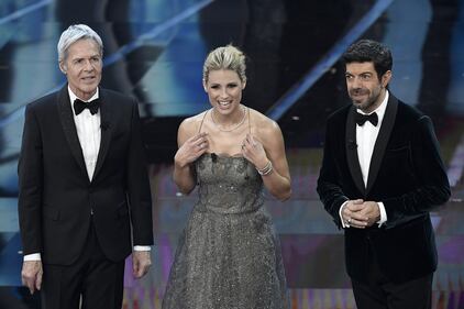 Sanremo 2018, il fascino di Michelle Hunziker 3