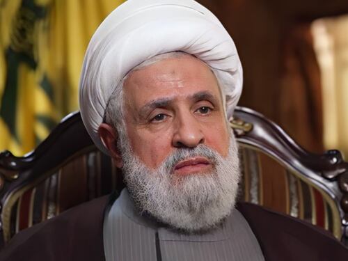 Poco carisma ed eterno secondo: chi è Naim Qassem, il nuovo leader di Hezbollah