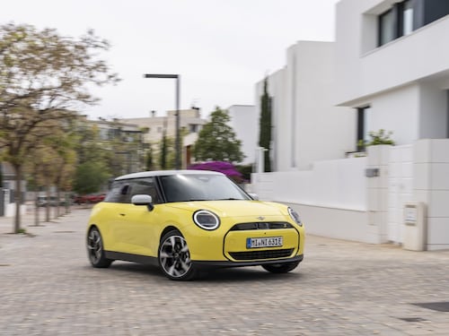 Mini Cooper E/SE: primo contatto con la piccola elettrica