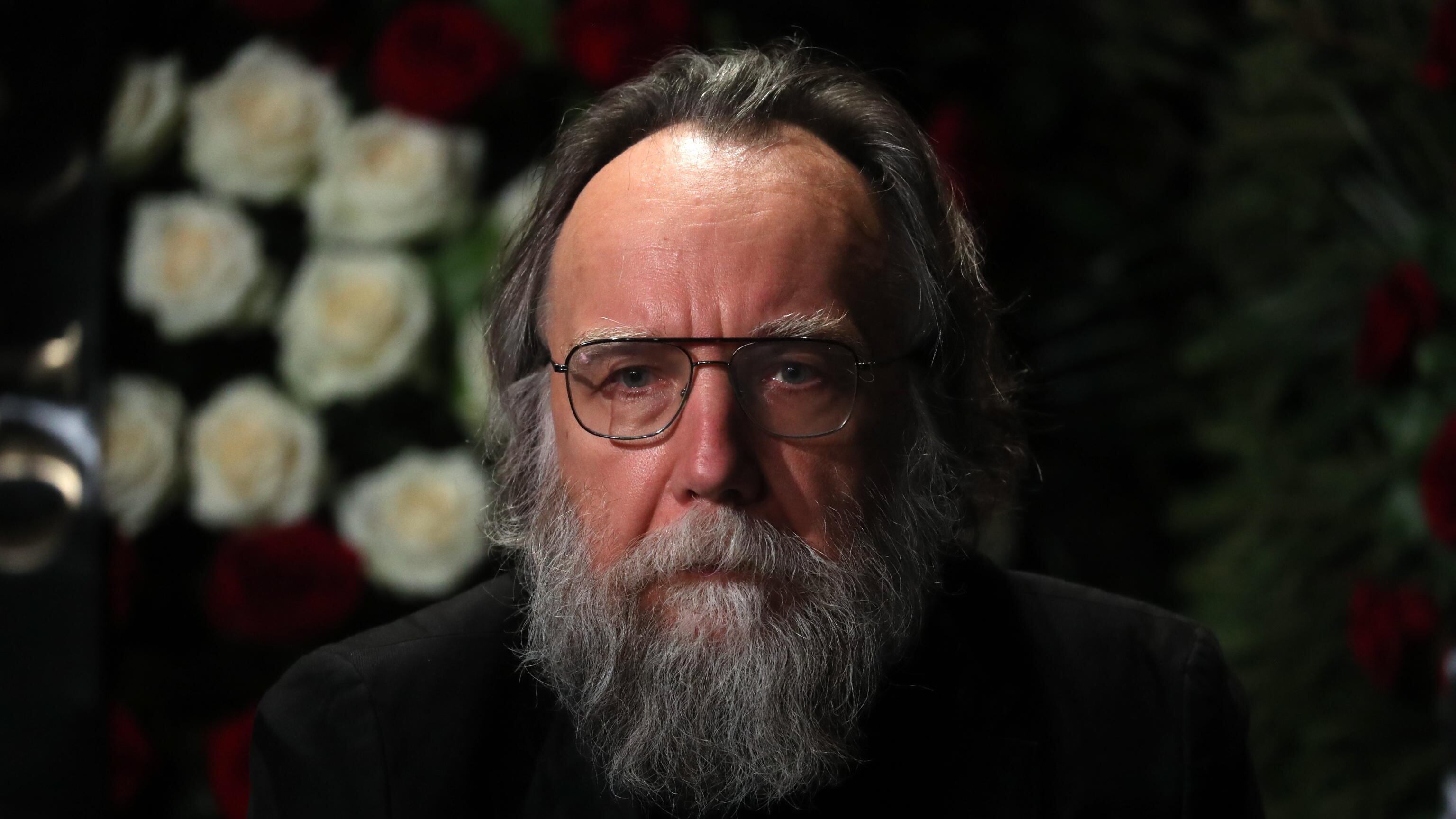 "Il re non salva, va ucciso". Dugin abbandona Putin e la smentita non convince