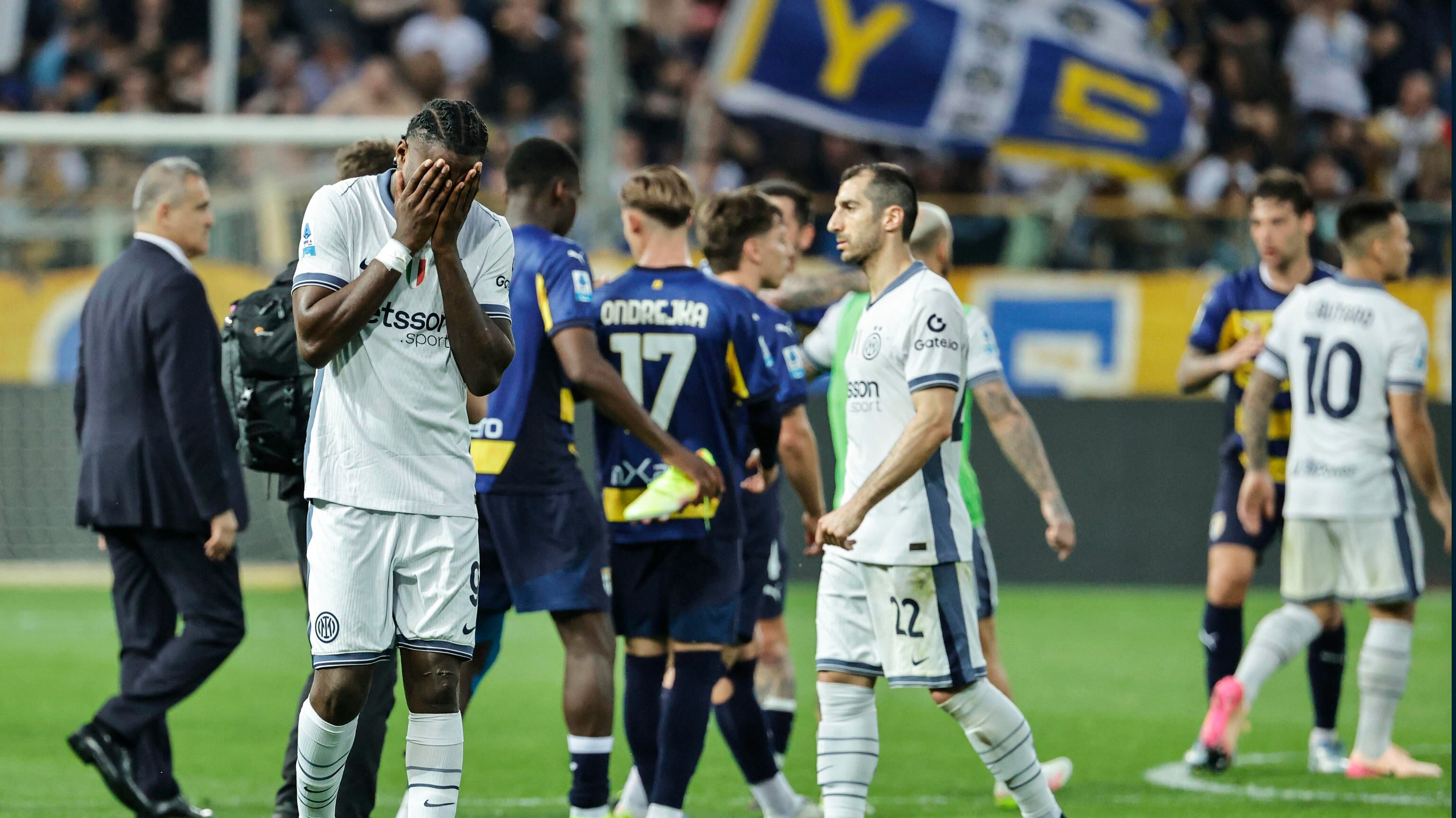 È di nuovo un'Inter a metà. Dal Parma che regalo per Conte