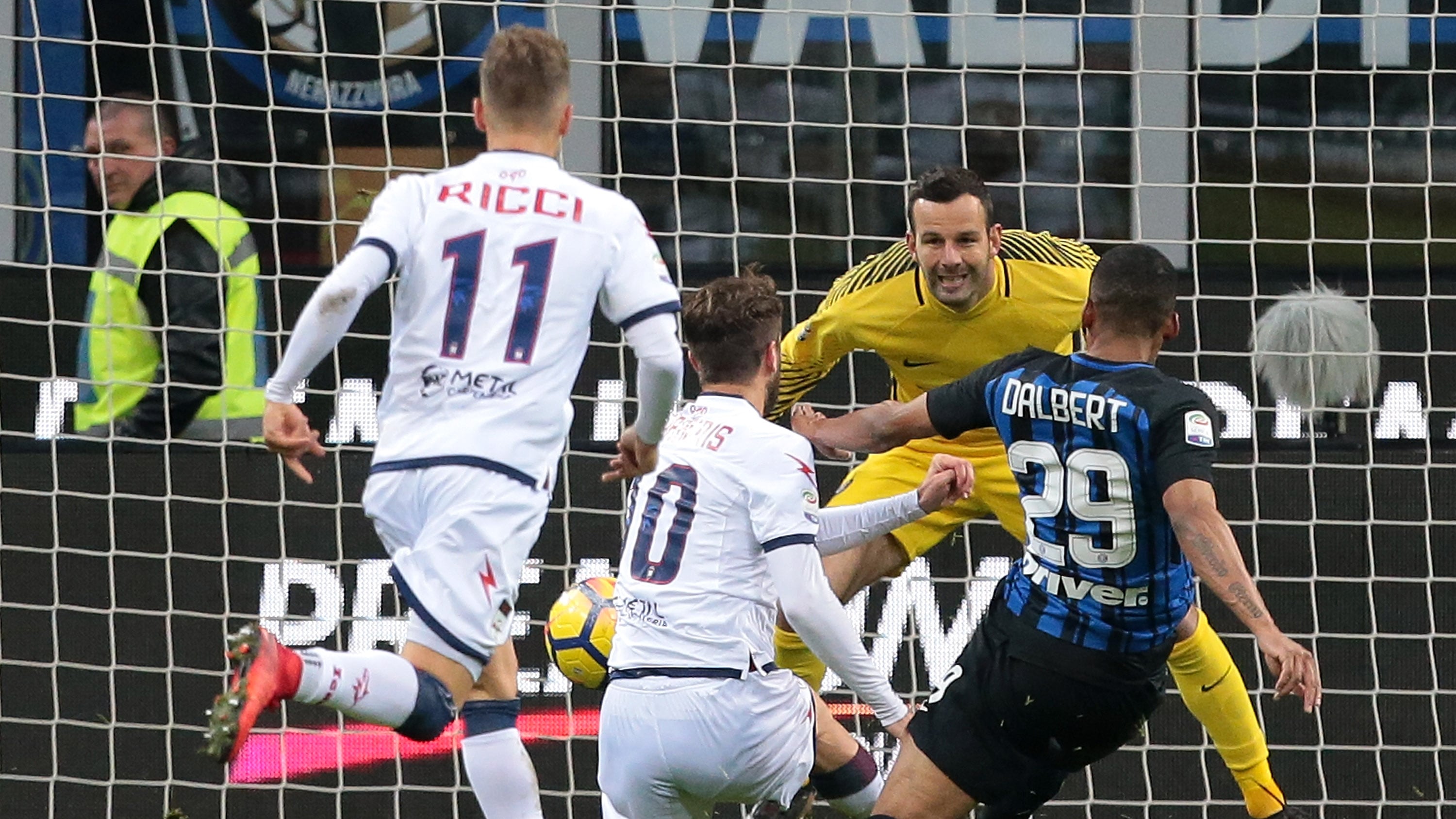 L'ex Zenga fa sprofondare l'Inter