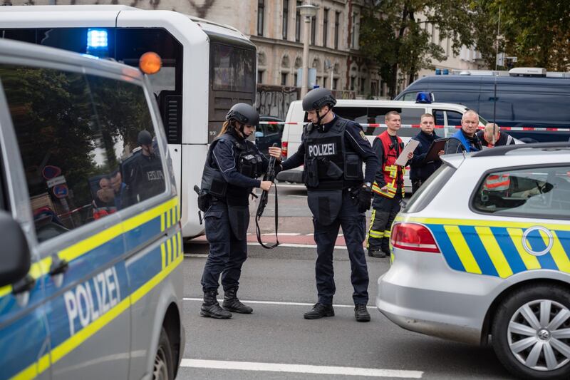 Terrore a Halle, due morti nella sparatoria alla sinagoga 3