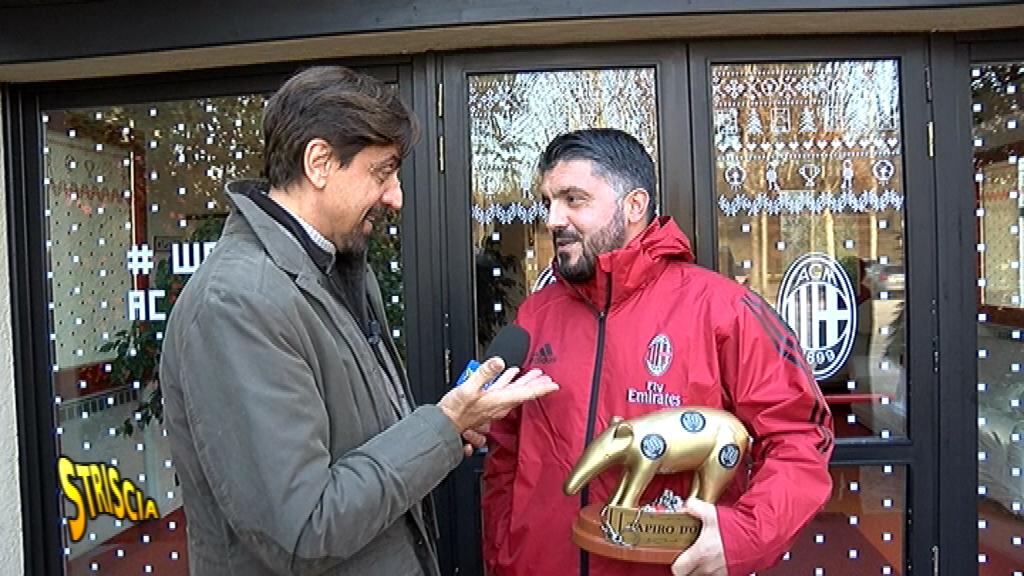 Striscia la notizia, Staffelli consegna il Tapiro d'oro a Rino Gattuso