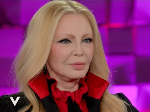 Patty Pravo: "Ho provato di tutto, droghe, carcere e anche a pilotare un aereo"