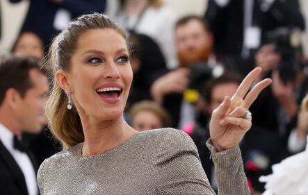 Met Gala 2017, i look più sexy 12