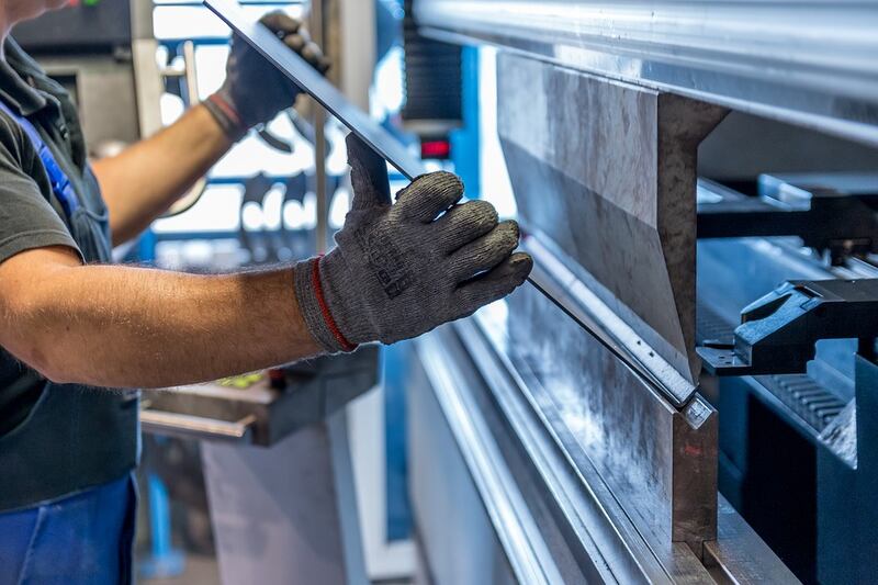 Istat, il tasso di disoccupazione sale al 9,9%