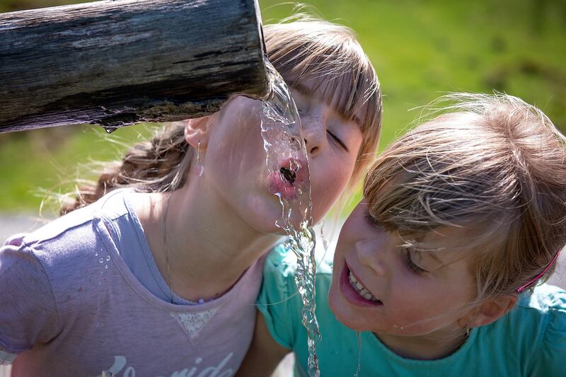 Una fontanella d'acqua
