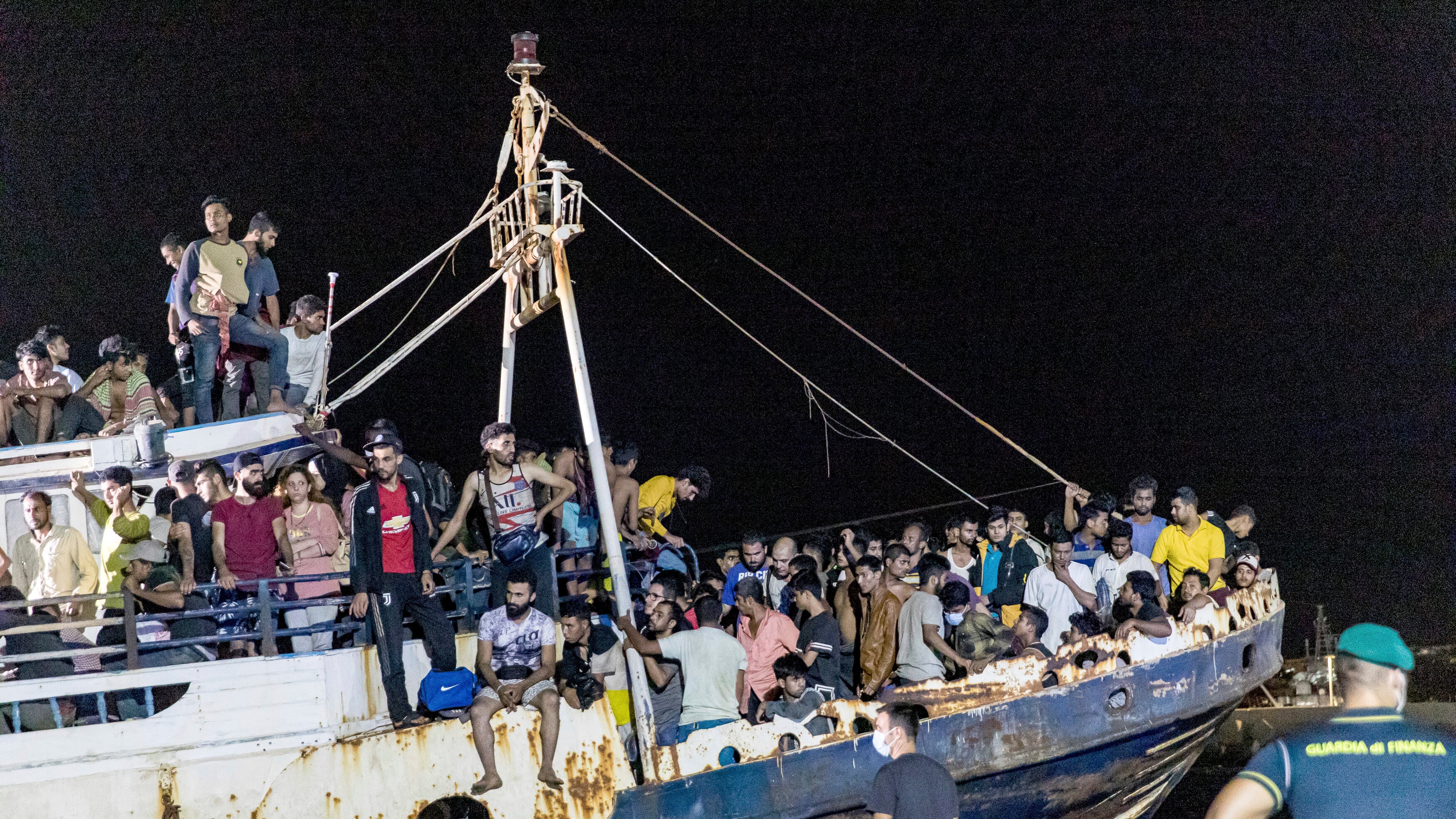 "Sbarchi sei volte superiori al 2019. Non possiamo fare da soli: l'Ue ci aiuti"